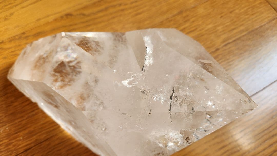 新春値下げ✨水晶　六角柱　イシスクリスタル　4.13キロ