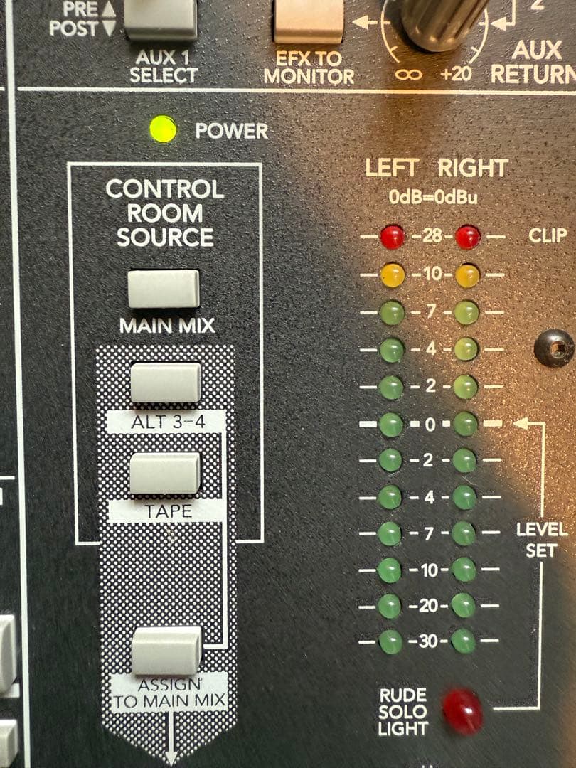 美品 MACKIE 1202-VLZ PRO アナログミキサー 12チャンネル