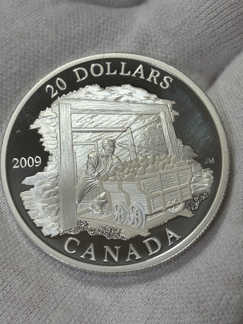 【純銀製】カナダ１９２０年炭鉱労働者採掘石炭貿易 １オンスプルーフ純銀