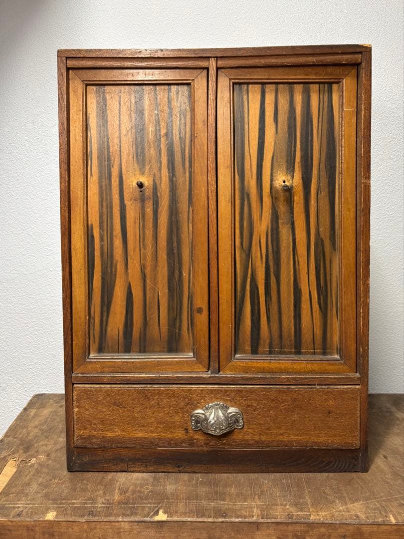 水屋箪笥 アンティーク レトロ 黒柿 タンス