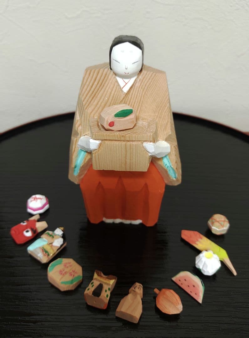 ゆ*こ様 奈良一刀彫「月こよみ 」巫女さんと12か月の捧げ物 浦弘園・作 奈良伝