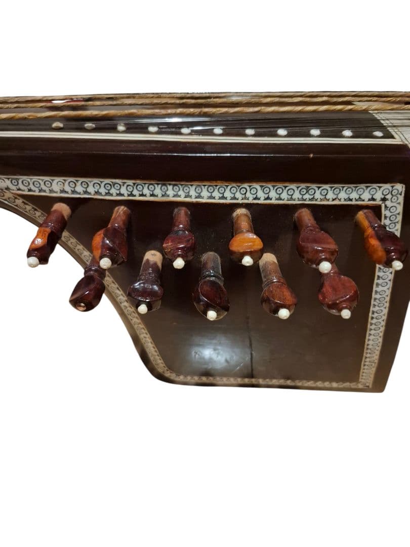 k*a様 民族楽器 ルバーブ 弦楽器 破れ汚れあり