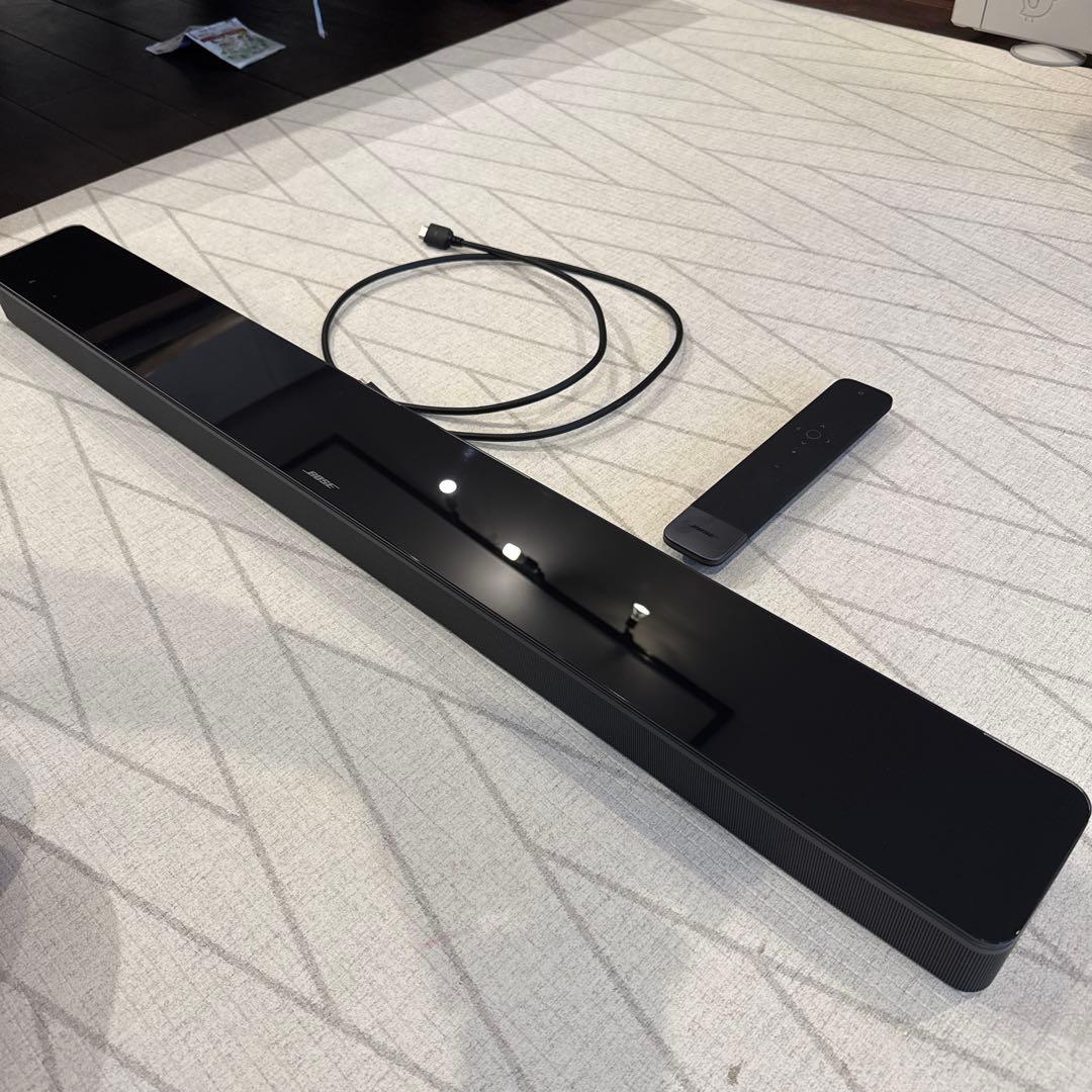 【美品】BOSE サウンドバー 700 本体　ケーブル空間調整マイクリモコン付き
