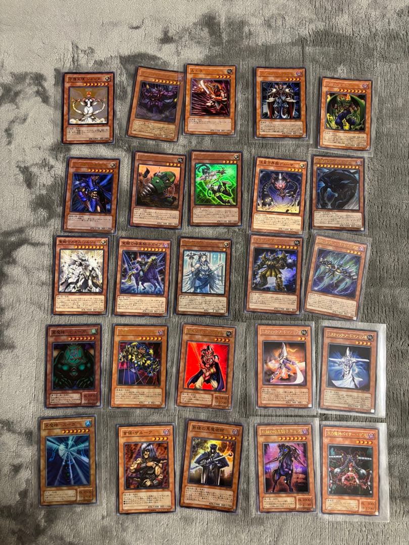 遊戯王　デュエルモンスターズ 約400枚弱セット　引退品