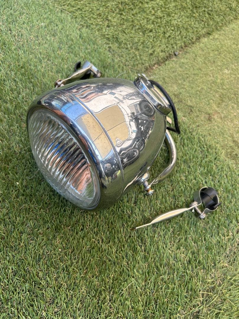 yb125sp ステー付きデイトナ製ビンテージスモールヘッドライト