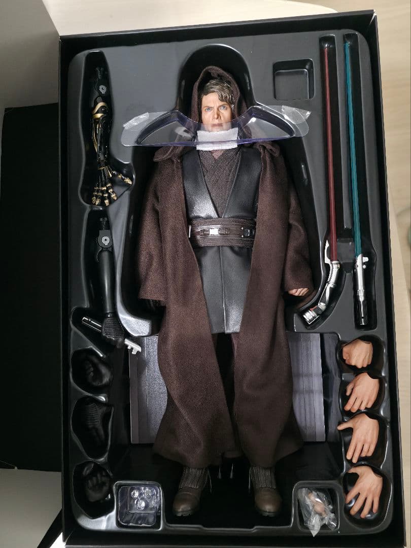 最終値下げ！　美品)hottoys スター・ウォーズ アナキン・スカイウォーカー
