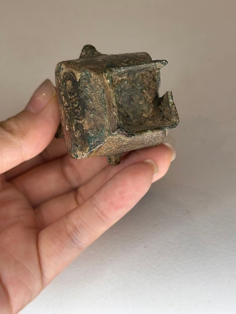 戦国時代　銅製　小花瓶 花入　観賞用　置物　傷あり