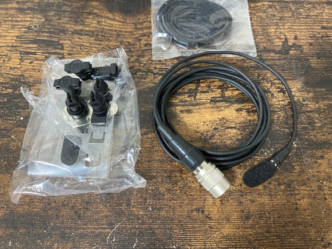 超小型単一指向性コンデンサーマイクロホン　ATW-898