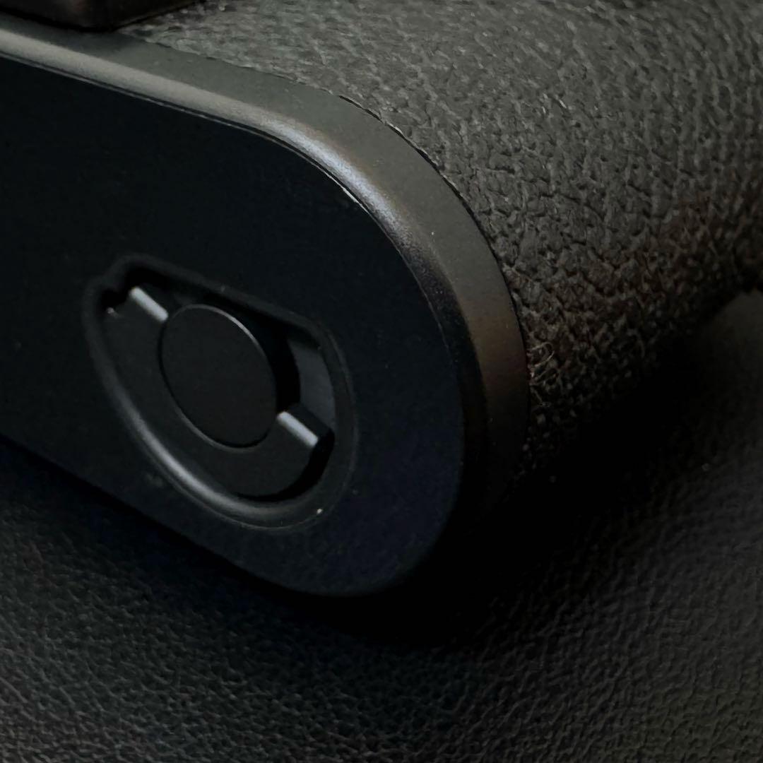 Leica M10-R ブラッククローム　極美品　A級　純正レザーケース付き