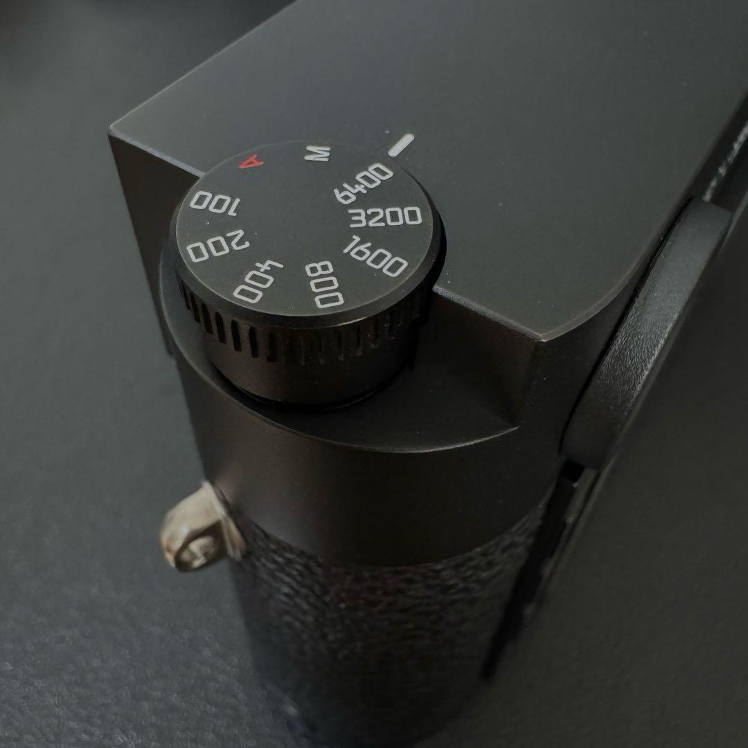 Leica M10-R ブラッククローム　極美品　A級　純正レザーケース付き