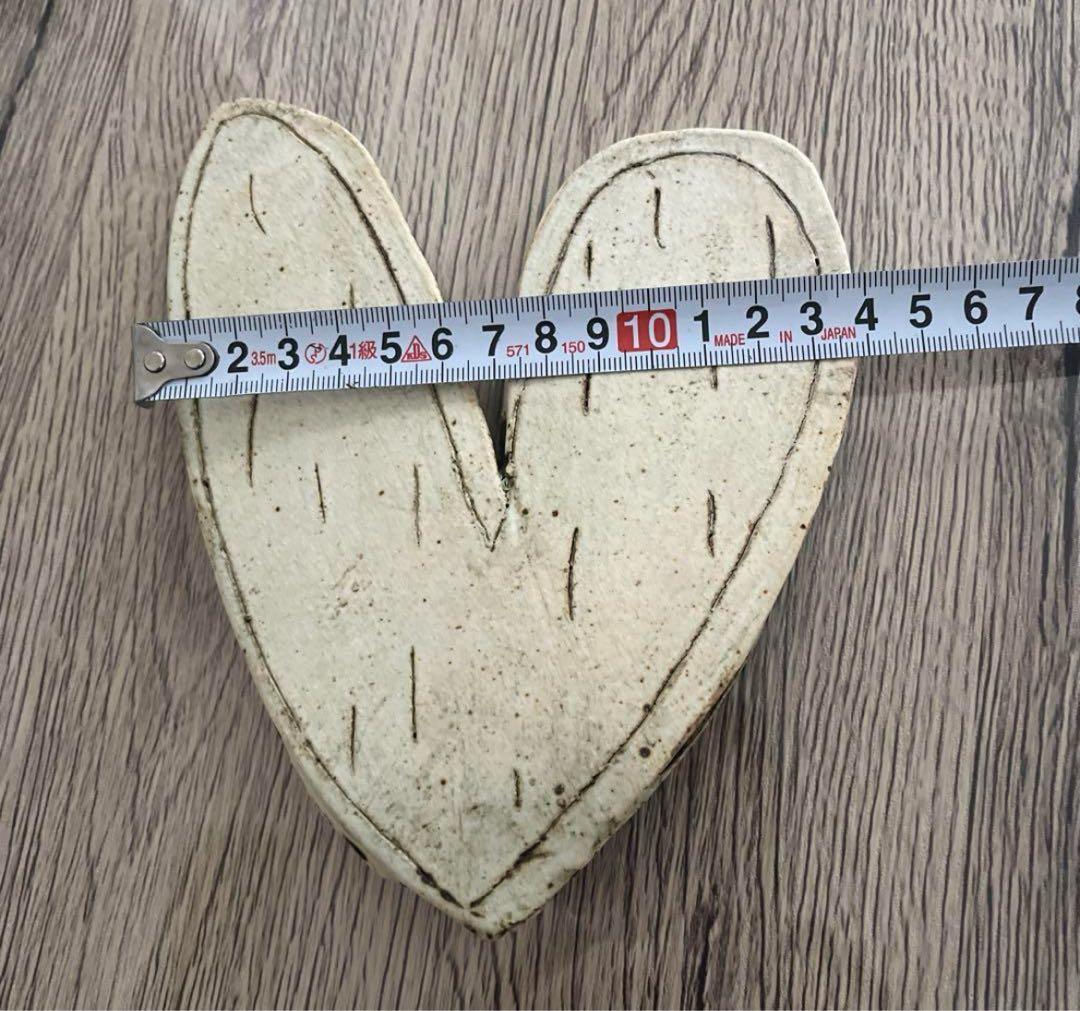 【2020年】ケイトポムフレット ハート型　陶板