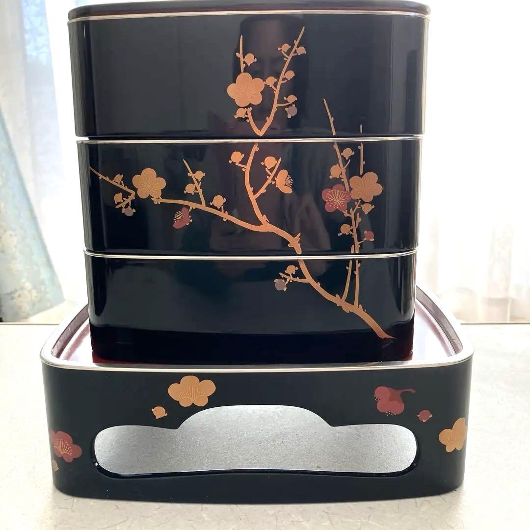 漆器 重箱 梅の花 金箔装飾 3段