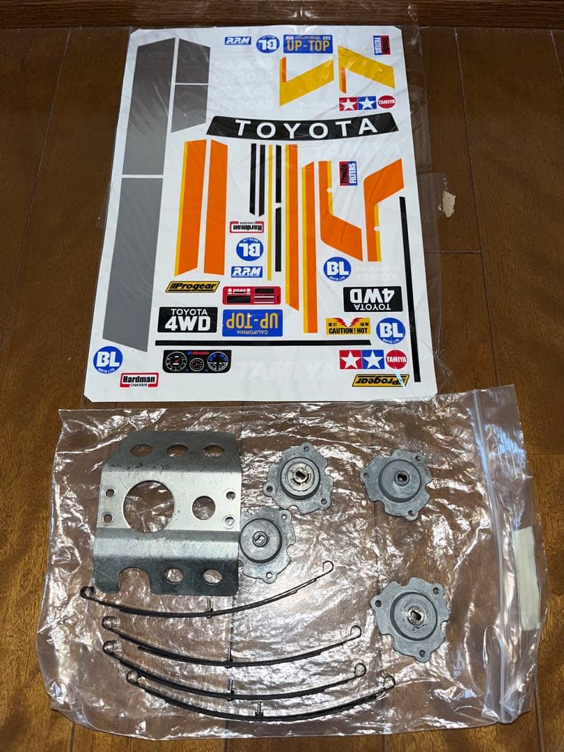 2ビート 1/10 タミヤ ハイラックス4WD マウンテンライダー仕様