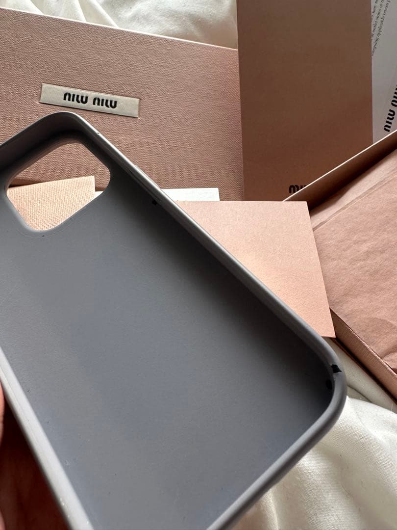 miu miu iPhone14proケース
