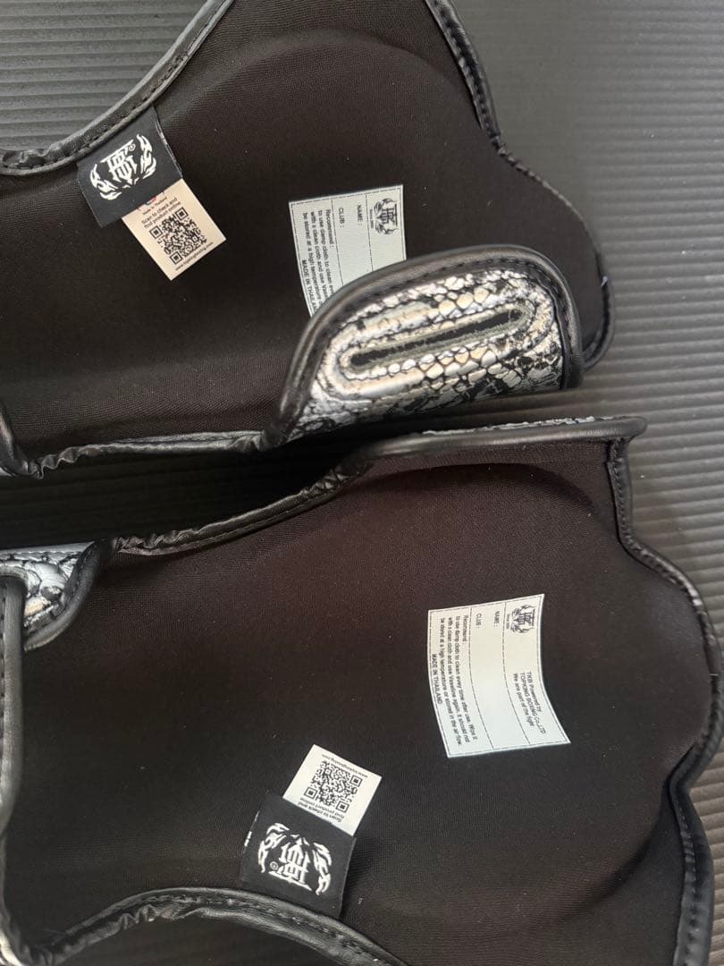 TOPKING ヘビ柄 プロテクターレガース　Sサイズ