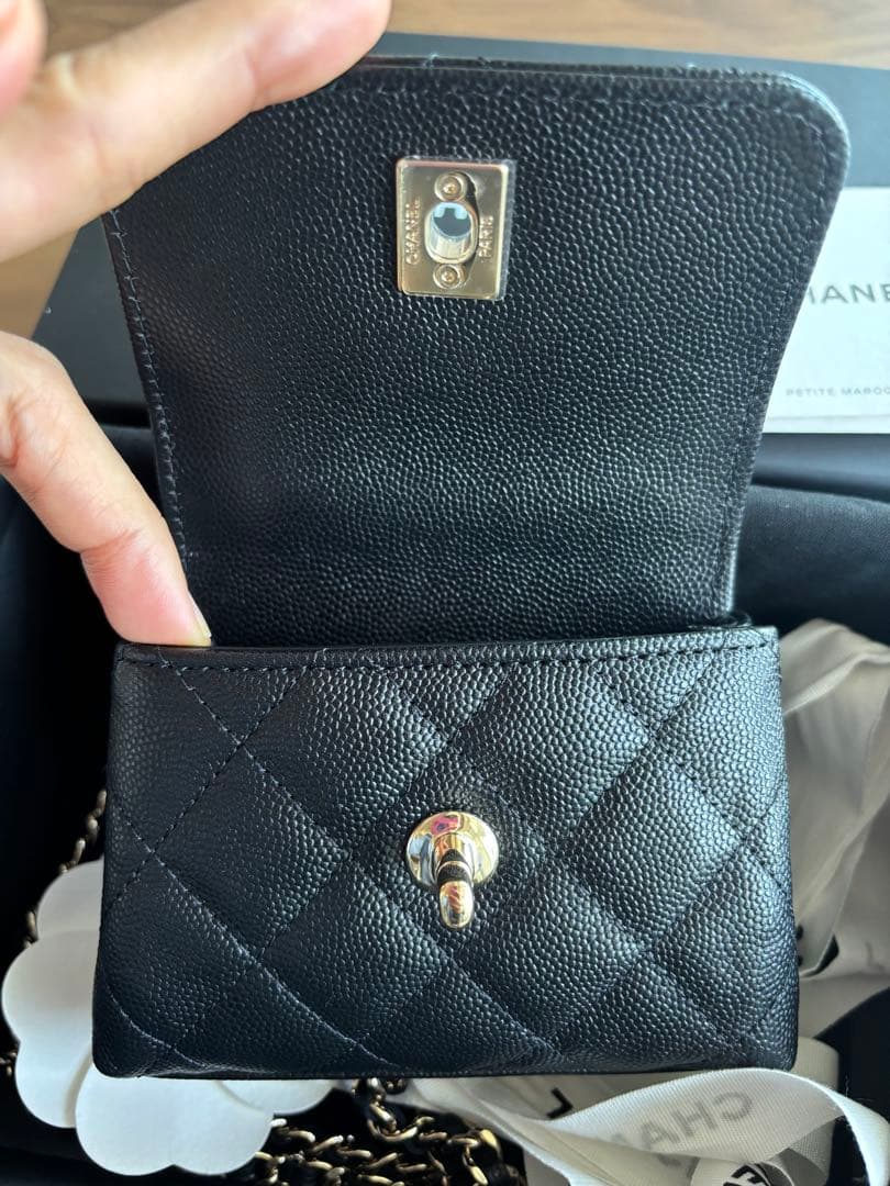 最終値下げ！新品シャネルマイクロミニココハンドルハンドバッグマトラッセ キャビア