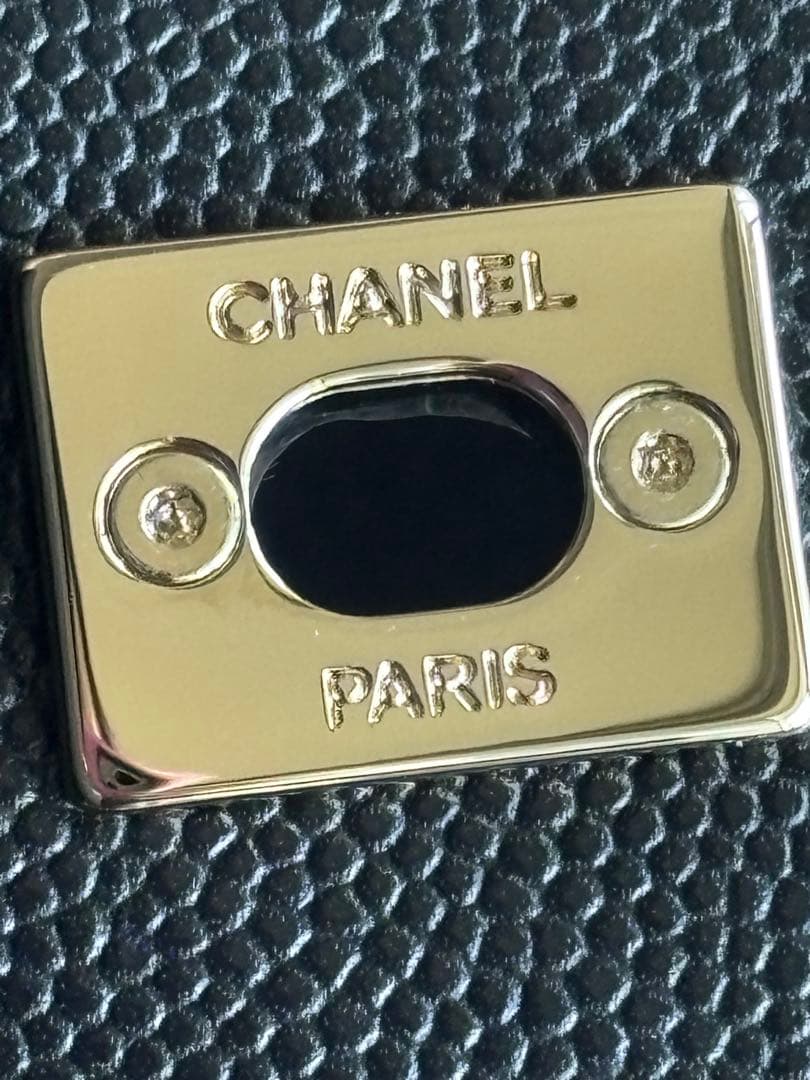 最終値下げ！新品シャネルマイクロミニココハンドルハンドバッグマトラッセ キャビア