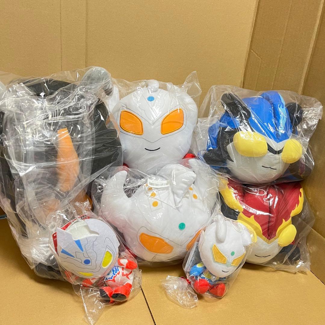 ウルトラマン シリーズ ぬいぐるみ まとめ売り