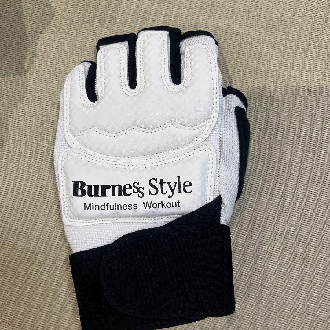 バーネススタイル　グローブ＆シューズセット　Sサイズ