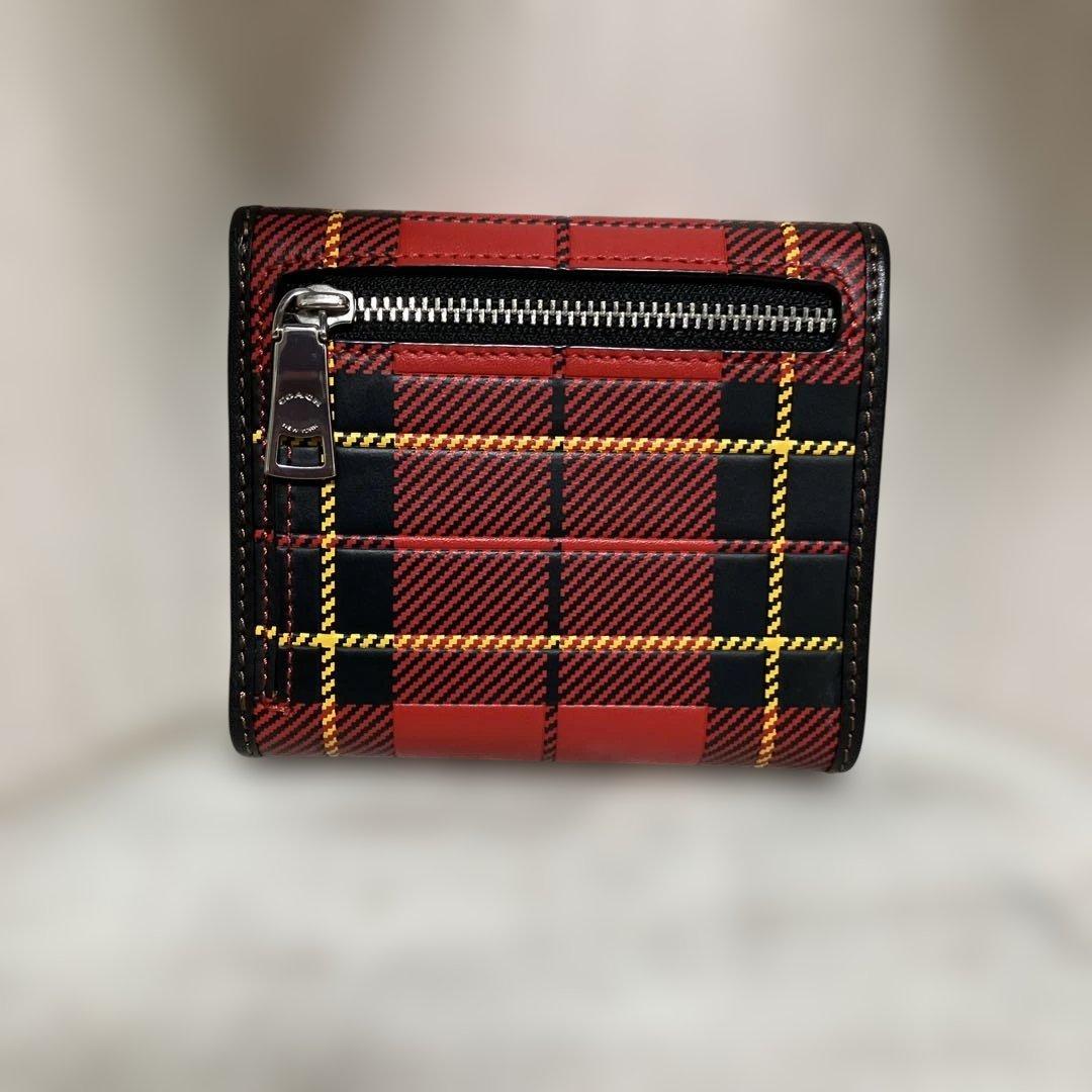 COACH三つ折り財布、チェック柄赤黒（極美品）