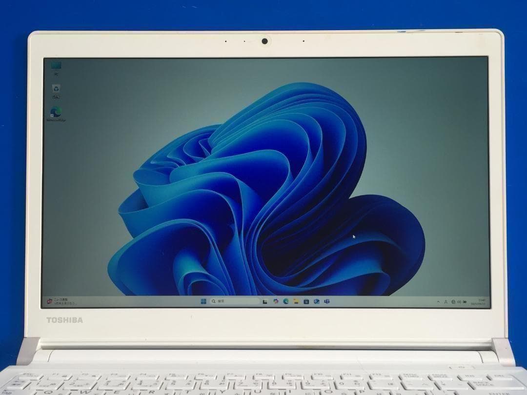 東芝 dynabook RX73/VWQP フルHD 13.3型コンパクトノート