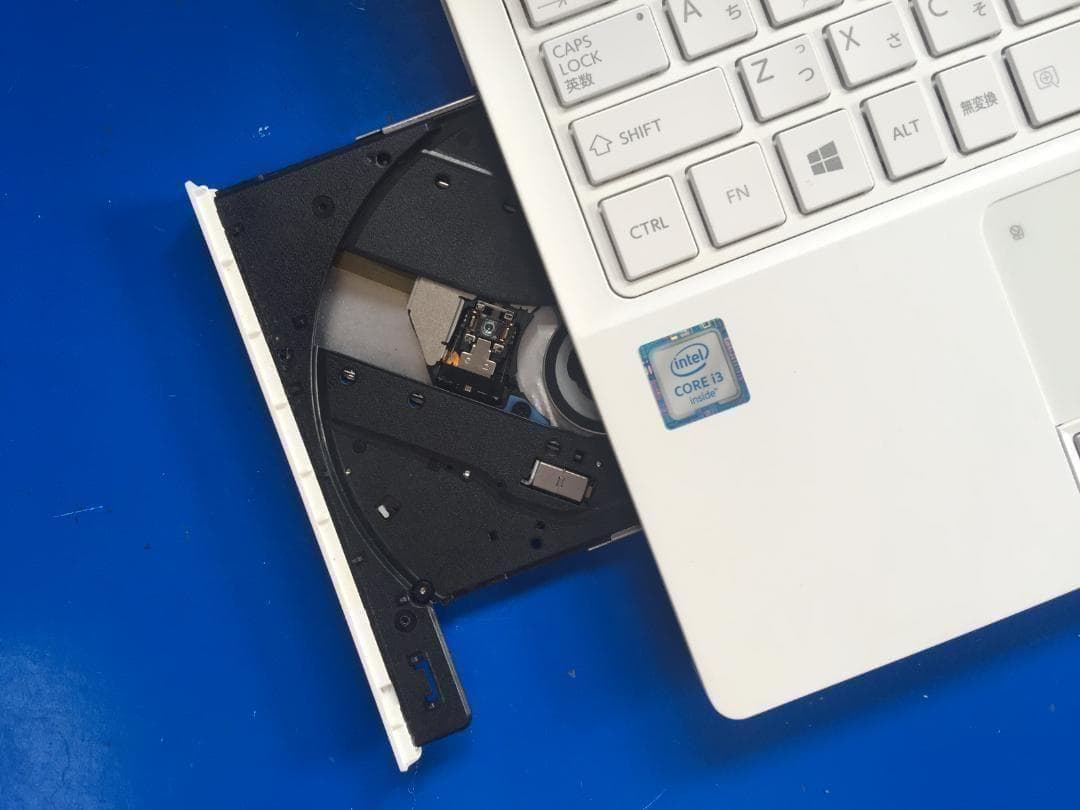 東芝 dynabook RX73/VWQP フルHD 13.3型コンパクトノート