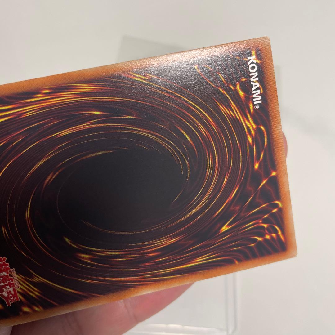 遊戯王　wcs2017 ホロガール　ブラックマジシャンガール