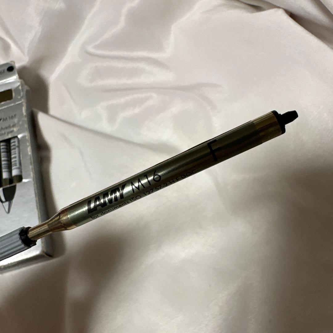 新品　11本入り　LAMY ボールペン インクM-16 F