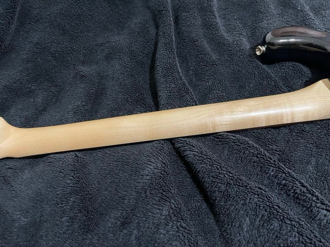 ギター Fender SQ AFN FAT STRAT MBK SPRKL HDW