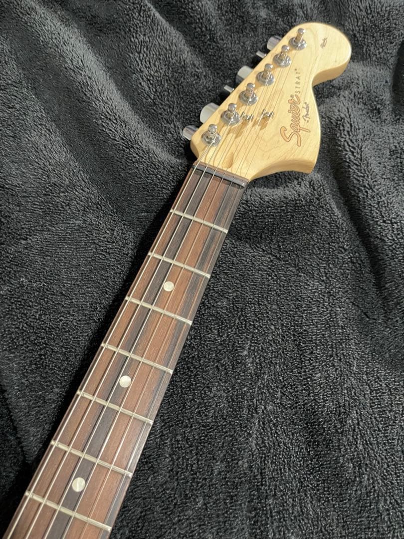 ギター Fender SQ AFN FAT STRAT MBK SPRKL HDW