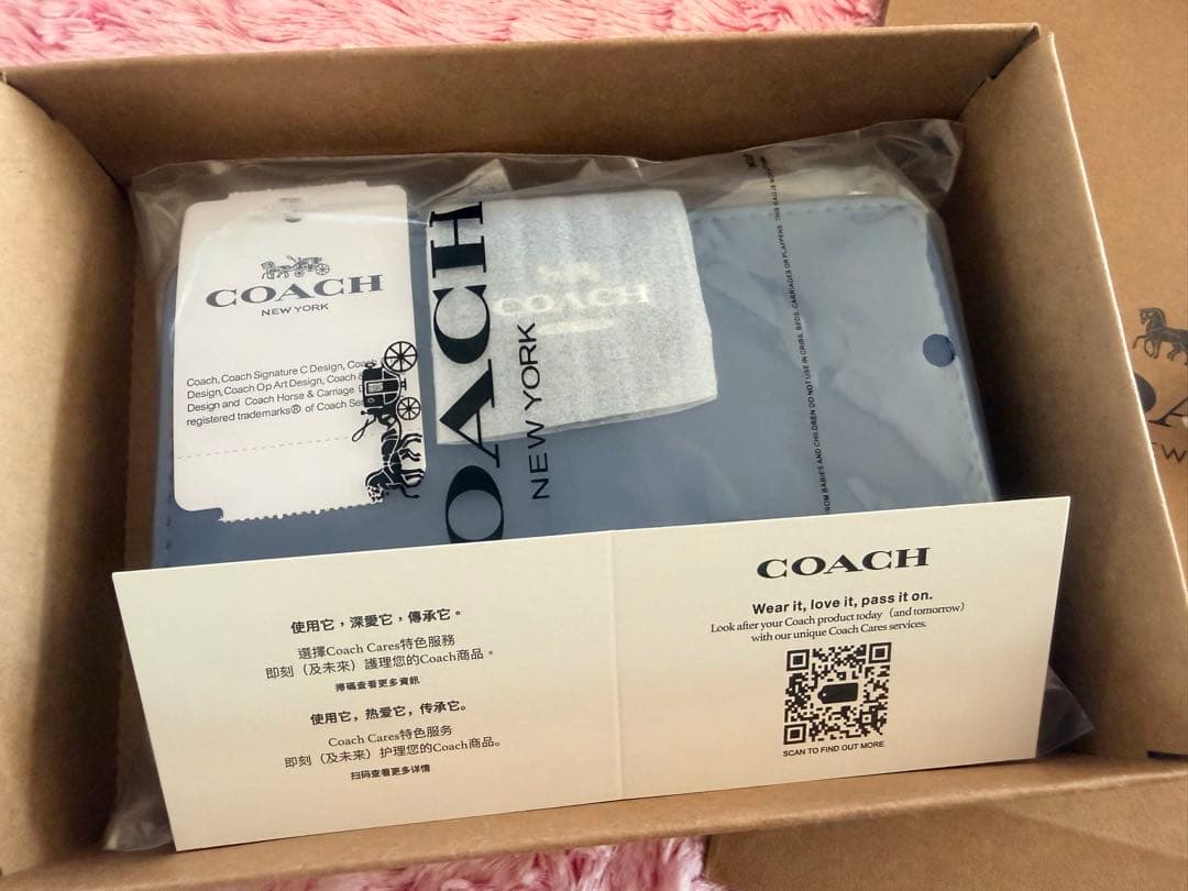 COACH ネイビー 二つ折り財布新品 プレゼントに♡
