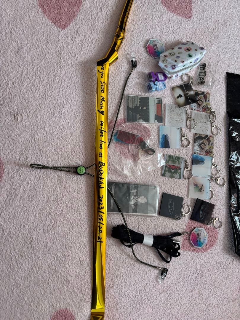 miletさん色々なツアーグッズ