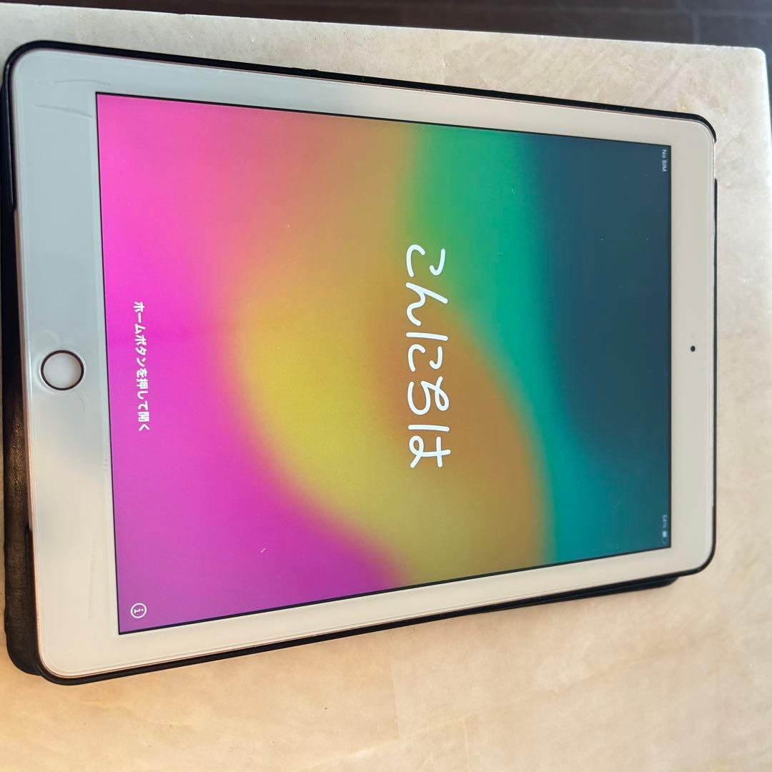 iPad 第6世代 Simフリー 128GB ホワイト