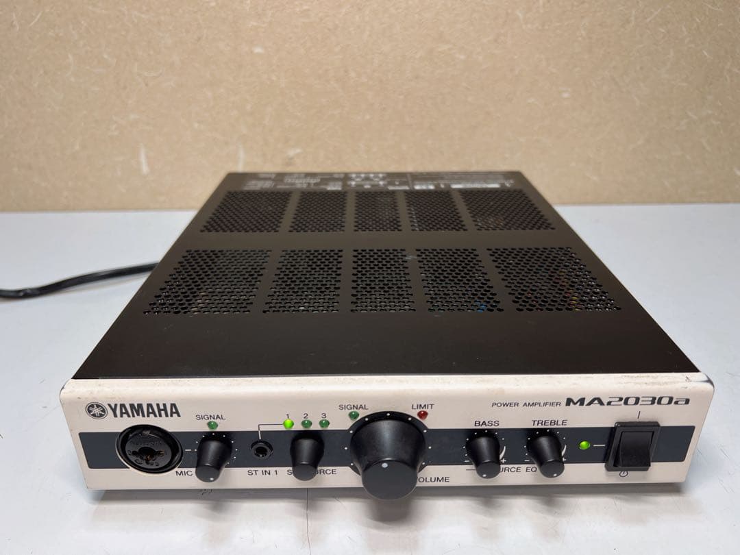 YAMAHA ヤマハ　パワーアンプ MA-2030a