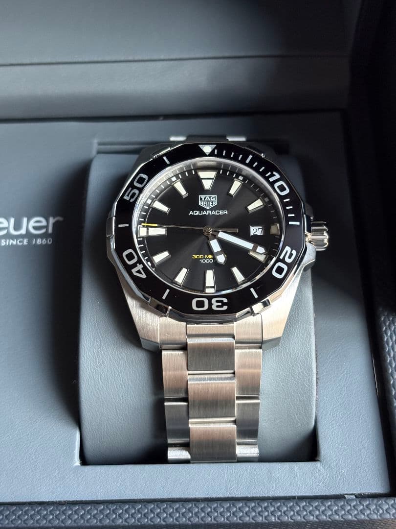 未使用に近い タグホイヤー アクアレーサー　WAY111A　メンズ腕時計