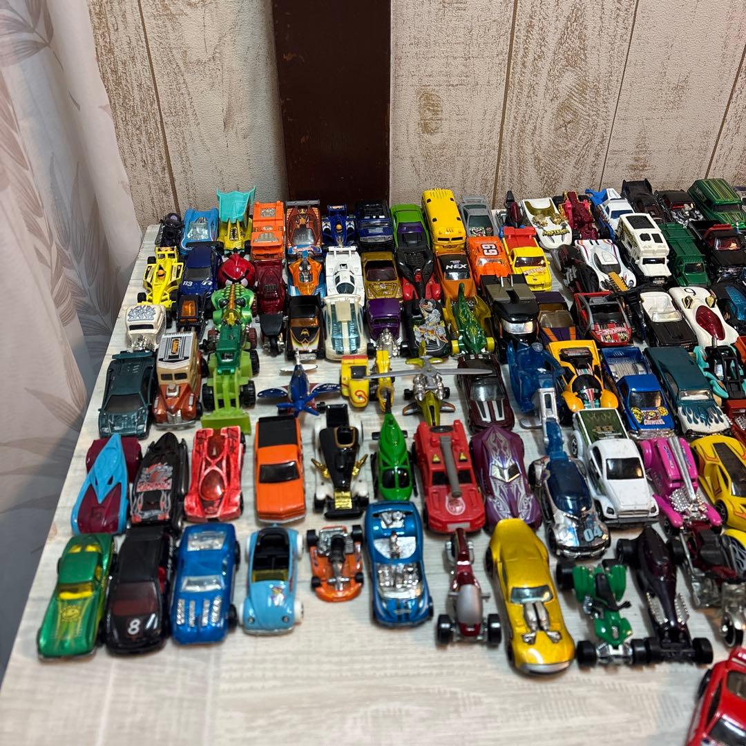 ホットウィール (Hot Wheels) ミニカー 約130台セット