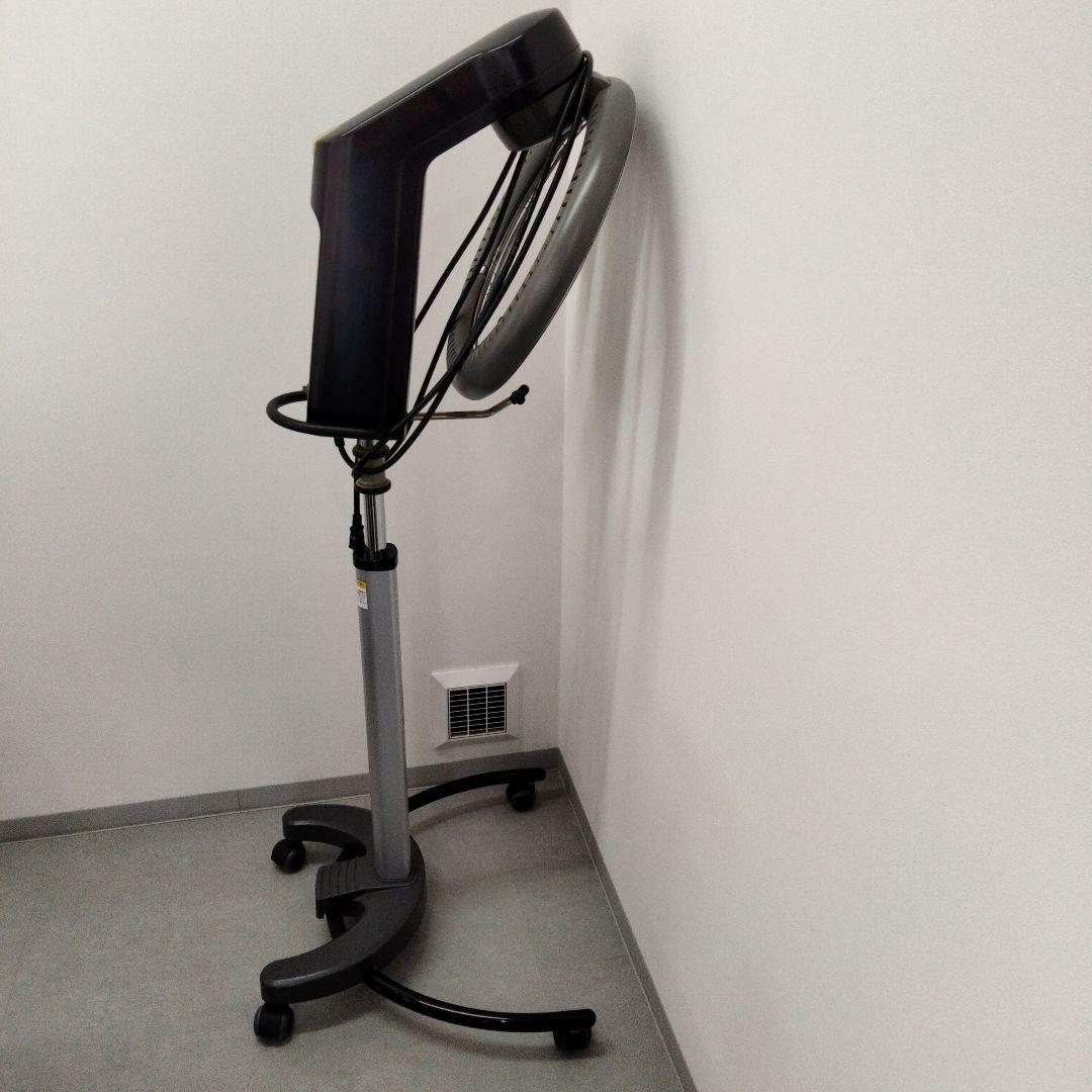 美容室　ローラーボール