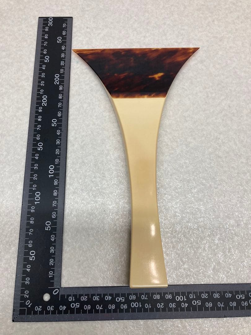 津軽三味線 特上レベル 大きめ 一枚甲 本鼈甲 撥 幅約14cm べっ甲 高級品