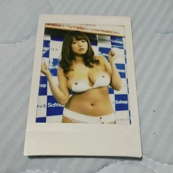 篠崎愛 12枚チェキ