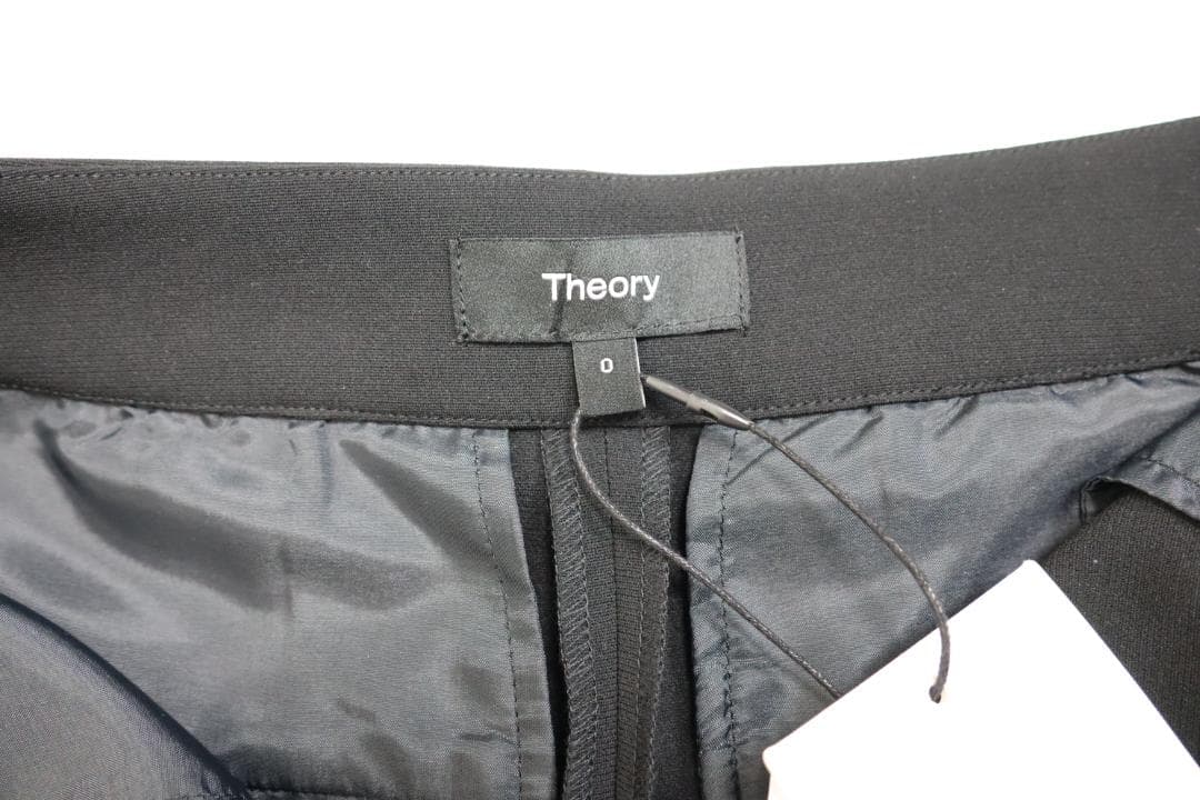 Theory 24SS ウォッシャブル ワイド クロップド パンツ 黒