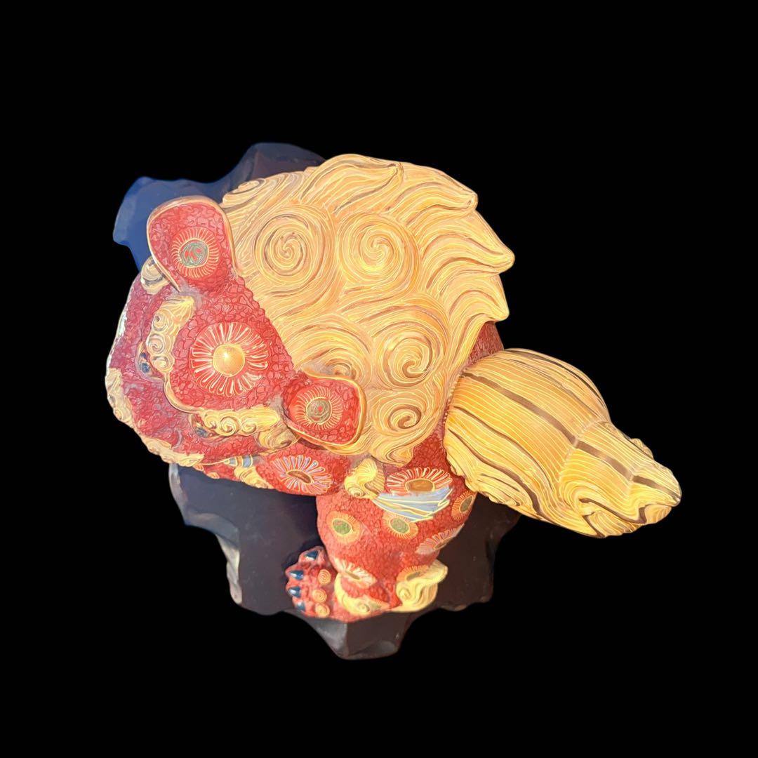 【九谷焼】玉乗り獅子の置物 陶器 縁起物コレクション品　台座付 約34㎝