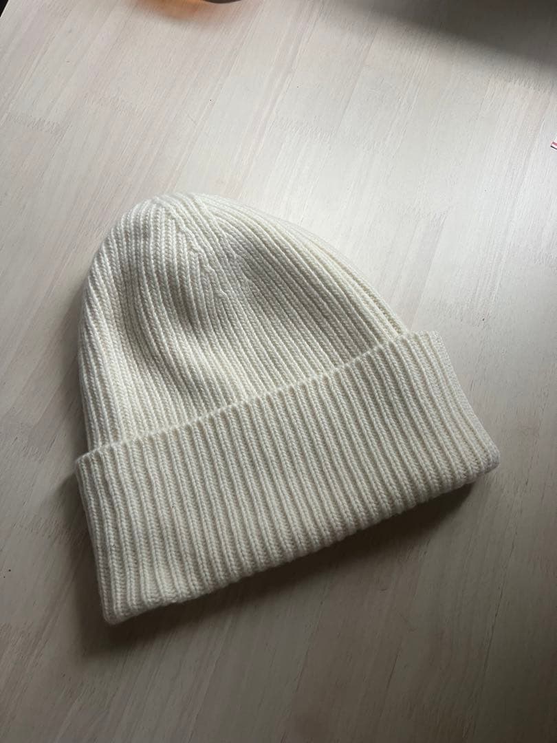 ルイヴィトン ニット帽 アイボリー