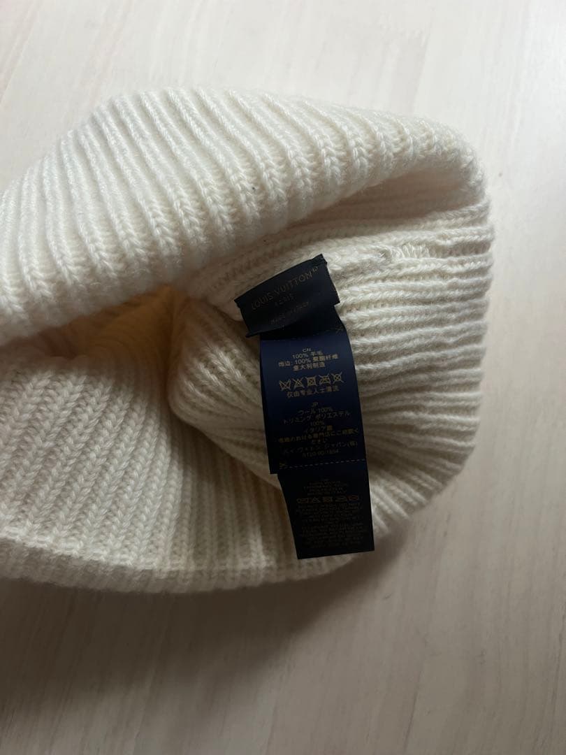ルイヴィトン ニット帽 アイボリー