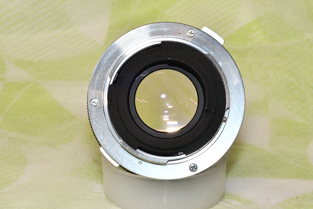 《極美品》OLYMPUS OM10+標準レンズ+付属品多数　a409