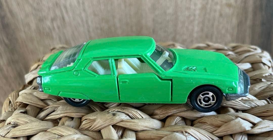 〈トミカ〉フランスセット　外国車4台セット（日本製）