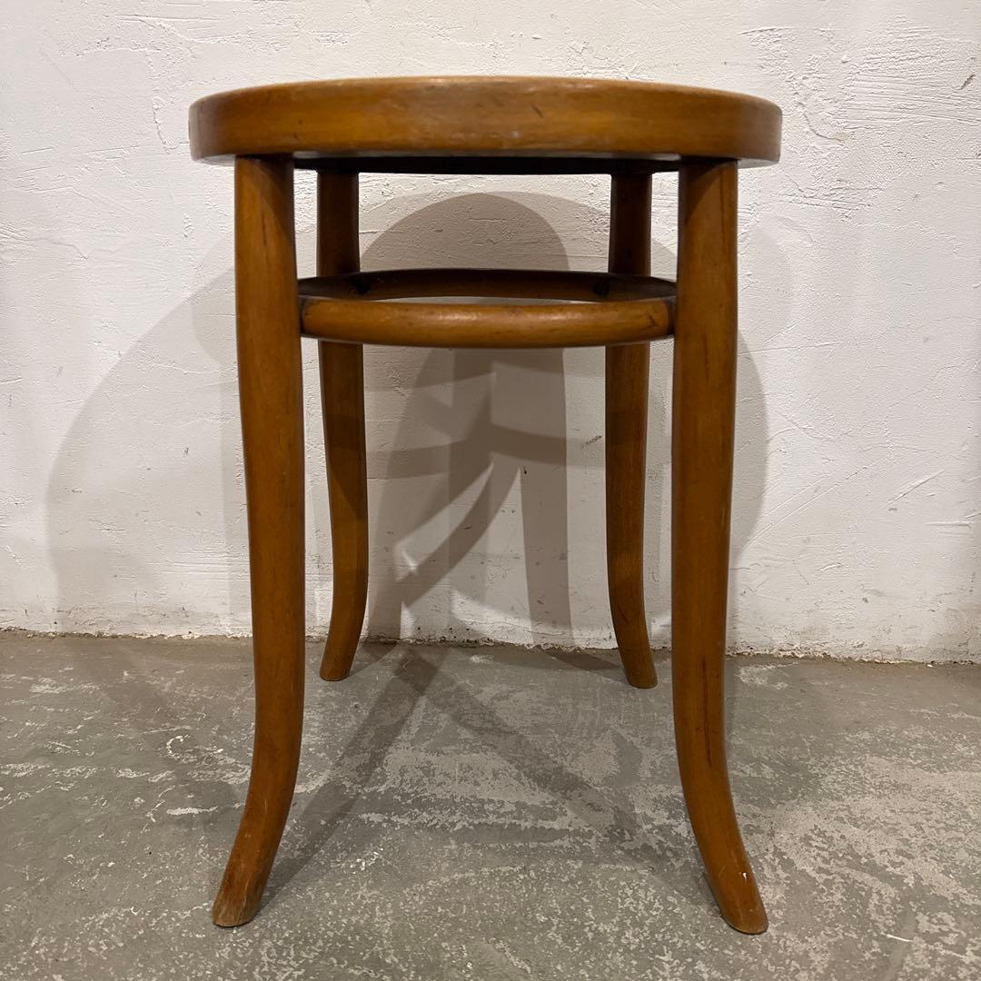 ヴィンテージ　ラウンドスツール　ベントウッド　座面装飾