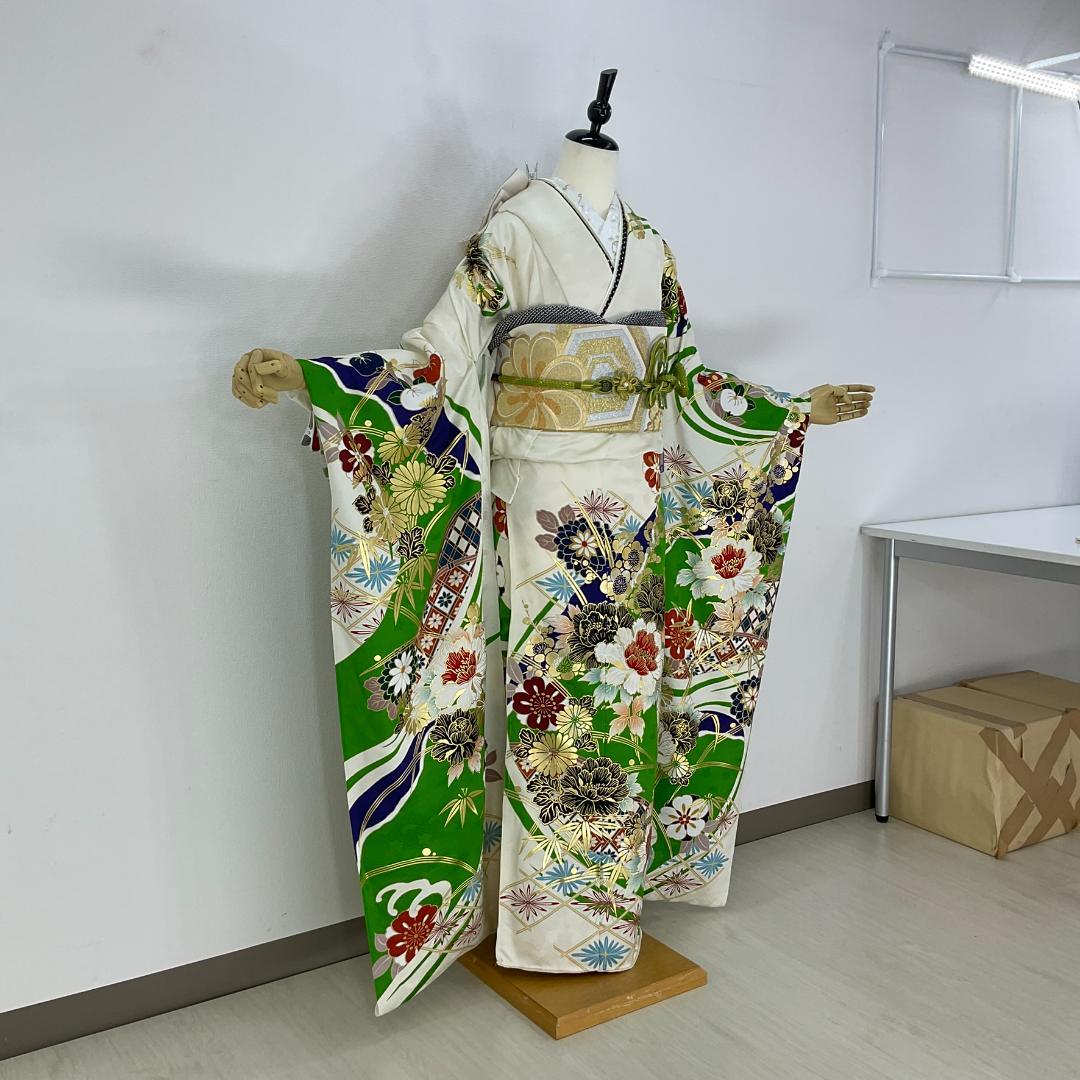 正絹お振袖10点フルセット　緑×白　新品未仕立て品　お仕立て付き