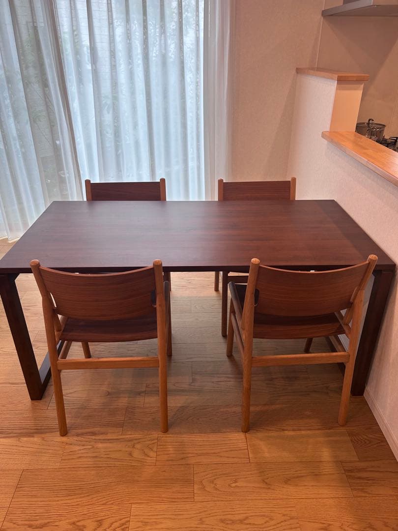 【値下げ！】ダイニングテーブル　FUJIEI