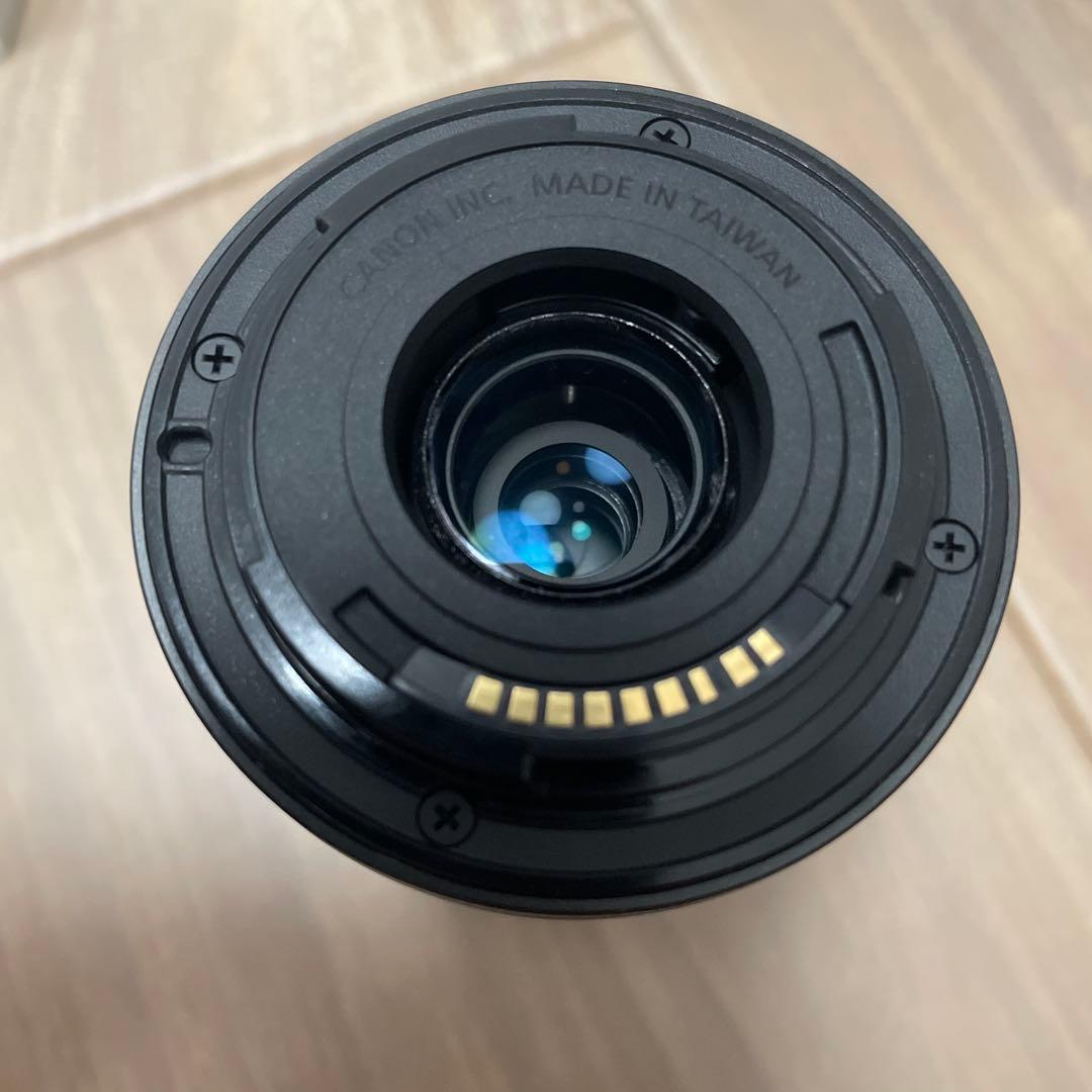 Canon キヤノン　EOS M10