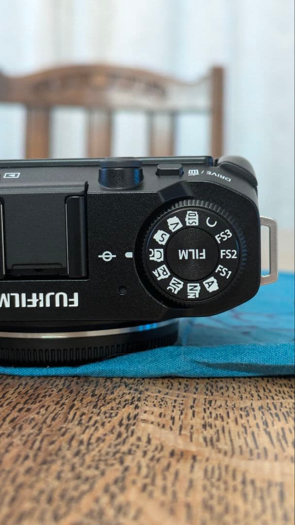 【美品】FUJIFILM X-M5 ミラーレスカメラ 本体